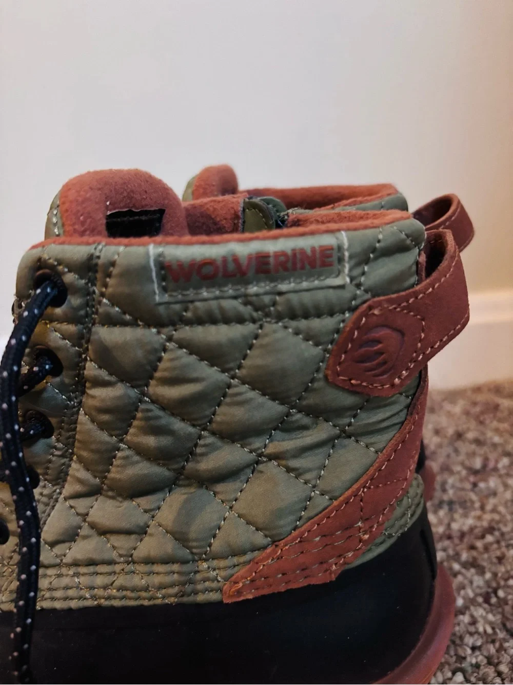 Wolverine Women's Torrent Quilted Duck Boots Green Black Waterproof Size 8.5